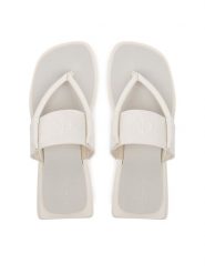 Calvin Klein Jeans Japonki Sq Low Wedge Sandal Rope YW0YW01717 Beżowy. Brązowe klapki Calvin Klein Jeans, bez wzorów, z jeansu, bez obcasa. Za 179.99 zł.
