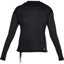 Bluza w kolorze czarnym. Czarne bluzy sportowe Under Armour, xs, bez wzorów, bez kaptura. W wyprzedaży za 109.95 zł.