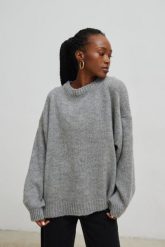 Sweter oversize z bufiastym rękawem SZARY - RIVERO-UNI. Szare swetry Marsala, na zimę, bez wzorów, z wełny, bez ramiączek. Za 249.90 zł.