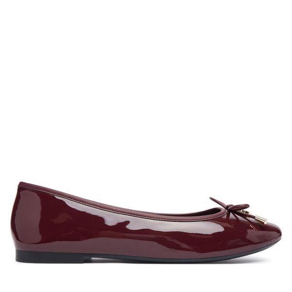 Baleriny Tommy Hilfiger. Czerwone baleriny TOMMY HILFIGER, bez wzorów, bez obcasa. Za 409.99 zł.