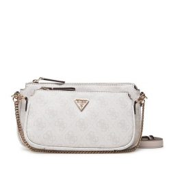 Torebka Guess. Czarne listonoszki Guess, z aplikacjami, bez dodatków. Za 639.99 zł.