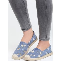 Niebieskie Espadryle Six Years. Niebieskie espadryle Born2be, bez wzorów, bez obcasa, na płaskiej podeszwie, bez zapięcia. Za 29.99 zł.