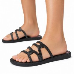 Klapki damskie Ipanema 27286 SOLAR GLOW SLIDE AD. Czarne klapki Ipanema, bez wzorów, z materiału, bez obcasa. Za 69.00 zł.