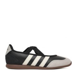 Baleriny adidas. Czarne baleriny Adidas, bez wzorów, bez obcasa. Za 279.99 zł.