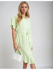 Monki Sukienka w kolorze jasnozielonym rozmiar: XS. Zielone sukienki Monki, na co dzień, xs, bez wzorów, z tkaniny, bez kołnierzyka, bez ramiączek, midi, proste. Za 39.99 zł.