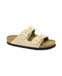 Klapki damskie Birkenstock Arizona. Brązowe klapki Birkenstock, bez wzorów, z materiału, bez obcasa. Za 876.00 zł.