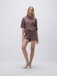 Waflowa piżama dwuczęściowa - brązowy. Brązowe piżamy Reserved, bez wzorów, z bawełny, bez ramiączek. Za 99.99 zł.