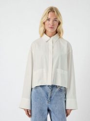 YAS Koszula w kolorze białym rozmiar: 42. Białe koszule YAS, bez wzorów, z bawełny, bez kołnierzyka, bez ramiączek. Za 127.95 zł.