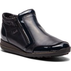 Botki RIEKER - 44278-14 Navy 1. Niebieskie botki Rieker, bez wzorów, ze skóry ekologicznej, bez obcasa, bez zapięcia. W wyprzedaży za 229.00 zł.