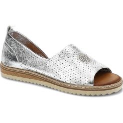 Srebrne Sandały Artiker Modne Skórzane Buty Damskie. Szare sandały Artiker, bez wzorów, ze skóry, eleganckie, bez obcasa, na obcasie, bez zapięcia. Za 219.00 zł.