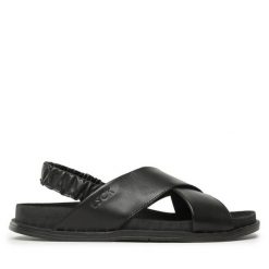 Sandały Lasocki. Czarne sandały Lasocki, bez wzorów, bez obcasa, na płaskiej podeszwie, bez zapięcia. Za 179.99 zł.