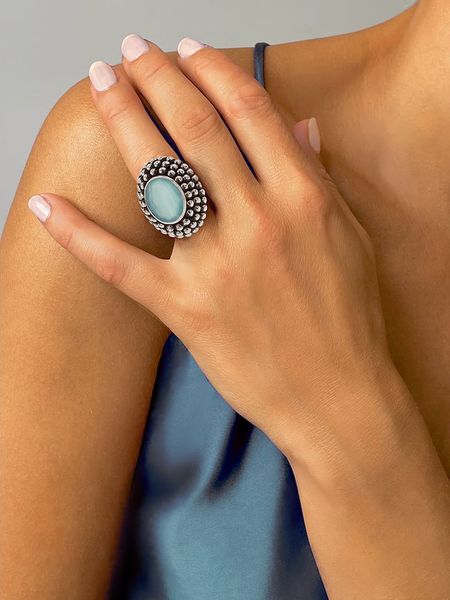 Les Petites Précieuses Srebrny pierścionek z chalcedonem rozmiar: 52. Szare pierścionki Les Petites Précieuses, srebrne. Za 367.22 zł.