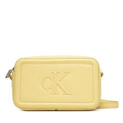 Torebka Calvin Klein. Brązowe listonoszki Calvin Klein, bez wzorów, bez dodatków. Za 329.99 zł.