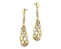 Kolczyki z żółtego złota z brylantami - 0,006 ct - próba 375. Żółte kolczyki Apart, z brylantem, złote. Za 1,490.00 zł.