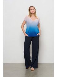 &Co Woman Koszulka "Jade" w kolorze jasnoróżowo-niebieskim rozmiar: L. Niebieskie bluzki &Co Woman, l, bez wzorów, bez kołnierzyka, bez ramiączek. Za 99.33 zł.