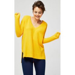 Sweter oversize. Golfy MOODO, s, bez wzorów, bez ramiączek. Za 59.99 zł.
