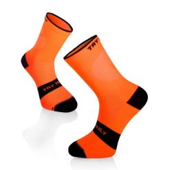 Skarpety rowerowe SKARPETKI ROWEROWE LEKKIE Fluo Orange. Pomarańczowe skarpety TRY TO FLY, bez wzorów, z elastanu. Za 63.48 zł.