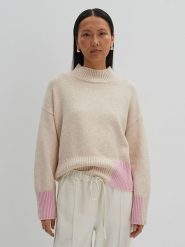 Someday Sweter "Tomie" w kolorze beżowo-jasnoróżowym rozmiar: M. Brązowe swetry someday., m, bez wzorów, z bawełny, bez ramiączek. Za 226.24 zł.