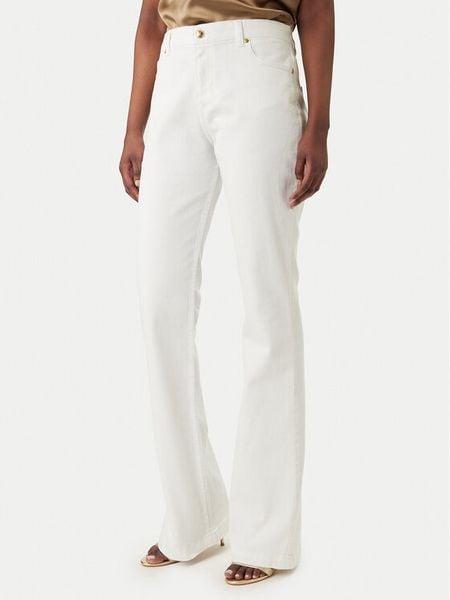 Just Cavalli Jeansy 80PAB5F3 CEWCA Biały Flare Fit. Białe jeansy Just Cavalli, bez wzorów. Za 593.99 zł.