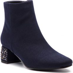 Botki KAZAR - Liza 34001-TS-19 Navy. Niebieskie botki Kazar, bez wzorów, z materiału, bez obcasa, na obcasie, bez zapięcia. Za 499.00 zł.