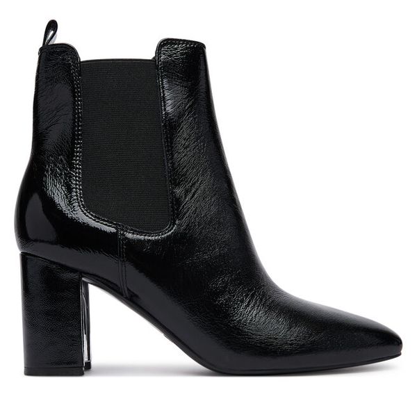 Botki Guess. Czarne botki Guess, z aplikacjami, bez obcasa, na słupku, bez zapięcia. Za 674.99 zł.