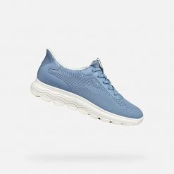 Chaussures Femme Geox D557MA Bleu Bleu Geox. Niebieskie obuwie sportowe Geox, bez zapięcia. W wyprzedaży za 403.50 zł.