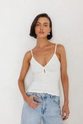TOP GIGI ECRU L - Flawless. Topy Flawless, l, bez wzorów, z bawełny, bez kołnierzyka, bez ramiączek. Za 167.00 zł.
