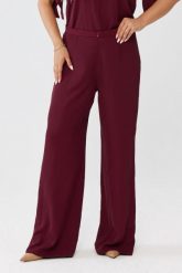 Eleganckie bordowe spodnie Rosa z poszerzoną nogawką PLUS SIZE XXL OVERSIZE JESIEŃ. Czerwone spódnice Moda Size Plus Iwanek, na co dzień, na jesień, plus size, bez wzorów, z elastanu, eleganckie, plus size, mini, koszulowe. Za 249.90 zł.