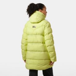 Parka damska z kapturem Helly Hansen Adore. Zielone parki Helly Hansen, na zimę, eleganckie, z kapturem. W wyprzedaży za 1,233.50 zł.