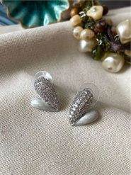 Luseera Pozłacane kolczyki-wkrętki z cyrkoniami rozmiar: onesize. Szare kolczyki Luseera, z cyrkonią, pozłacane. Za 43.99 zł.