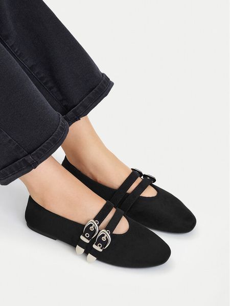 DeeZee Baleriny CEO-HY82405-1 Czarny. Czarne baleriny DeeZee, bez wzorów, z materiału, bez obcasa. Za 129.99 zł.