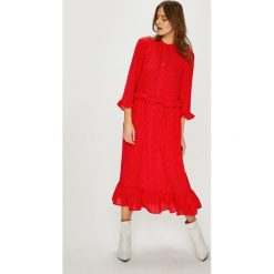 Vila - Sukienka. Czerwone sukienki Vila, na co dzień, bez wzorów, z poliesteru, casualowe, bez kołnierzyka, bez ramiączek, maxi, proste. W wyprzedaży za 179.90 zł.
