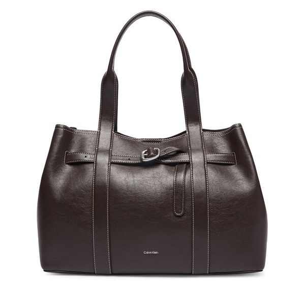 Torebka Calvin Klein. Brązowe torebki klasyczne Calvin Klein, bez wzorów, bez dodatków. Za 749.99 zł.