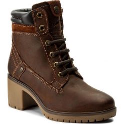 Botki WRANGLER - Vf Sierra WL172512 Cognac 64. Brązowe botki Wrangler, bez wzorów, z materiału, bez obcasa, na obcasie, bez zapięcia. W wyprzedaży za 269.00 zł.