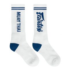 Skarpetki Fairtex "Muay Thai". Białe skarpety FAIRTEX, bez wzorów. Za 89.99 zł.