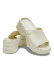 Crocs Klapki "Skyline" w kolorze kremowym rozmiar: 41/42. Brązowe klapki Crocs, bez wzorów, z otwartym noskiem, bez obcasa. Za 180.49 zł.