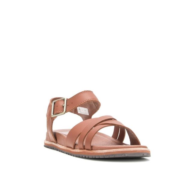 Buty eleganckie damskie Kamik Sadie. Brązowe trekkingi Kamik, z gumy, trekkingowe. Za 353.20 zł.