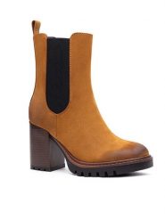 Foreverfolie Botki w kolorze jasnobrązowym rozmiar: 41. Brązowe botki Foreverfolie, bez wzorów, bez obcasa, bez zapięcia. Za 152.99 zł.