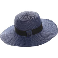 Granatowa Kapelusz Round. Żółte kapelusze Born2be, z aplikacjami. Za 29.99 zł.