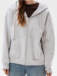 Rozpinana bluza z kapturem basic - Inny. Bluzy Sinsay, l, bez wzorów, z kapturem. Za 49.99 zł.