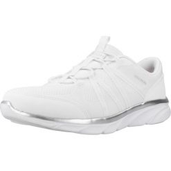 Kapcie SKECHERS 104347S Biały. Białe obuwie domowe Skechers, bez wzorów, z tkaniny, bez zapięcia. Za 353.99 zł.