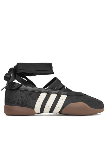 Adidas Baleriny Liberty London IH6916 Czarny. Czarne baleriny Adidas, bez wzorów, z materiału, bez obcasa. Za 479.99 zł.