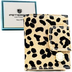 Mały portfel damski ze skóry ekologicznej i naturalnej w złotym kolorze - Peterson. Żółte portfele Peterson, bez wzorów, ze skóry ekologicznej. Za 124.99 zł.