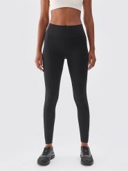 4F Legginsy sportowe w kolorze czarnym rozmiar: M/L. Czarne legginsy 4f, l, bez wzorów, z materiału, z podwyższonym stanem, outdoorowe. Za 66.00 zł.