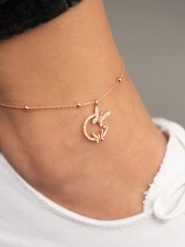 Lodie Silver Srebrna bransoletka z zawieszką na kostkę rozmiar: onesize. Szare bransoletki Lodie Silver, z cyrkonią, srebrne. Za 83.42 zł.
