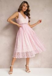 Różowa Plisowana Sukienka na Ramiączkach z Ozdobnym Wzorem i Suwakiem Mirilla. Czerwone sukienki Renee, na co dzień, m, z aplikacjami, eleganckie, bez kołnierzyka, bez ramiączek, midi, proste. Za 119.99 zł.