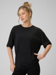 4F T-shirt loose z modalem damski - czarny L. Czarne t-shirty 4f, l, bez wzorów, bez kołnierzyka, bez ramiączek. Za 89.99 zł.