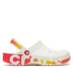Klapki Crocs. Fioletowe klapki Crocs, bez wzorów, bez obcasa. Za 199.99 zł.