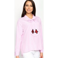 Różowa Bluzka Different Rose. Czerwone bluzki Born2be, s, z aplikacjami, bez kołnierzyka, bez ramiączek. Za 69.99 zł.