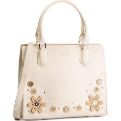 Torebka MONNARI - BAG4940-015 Beige. Brązowe torebki klasyczne Monnari, bez wzorów, ze skóry ekologicznej, bez dodatków. W wyprzedaży za 119.00 zł.
